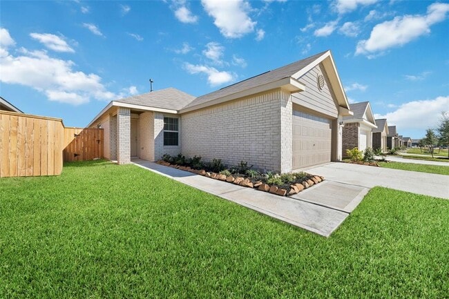 Building Photo - 27022 Vis Fld Dr