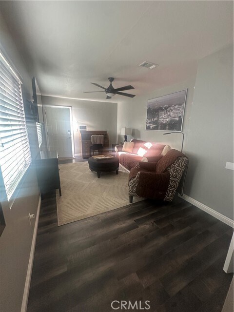 Foto del edificio - 12524 Monte Vista Ave