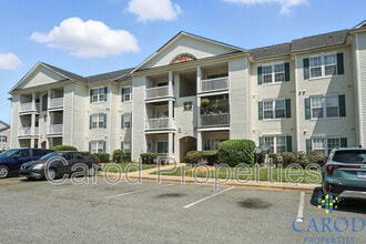 Building Photo - 3961 Mohawk Ct