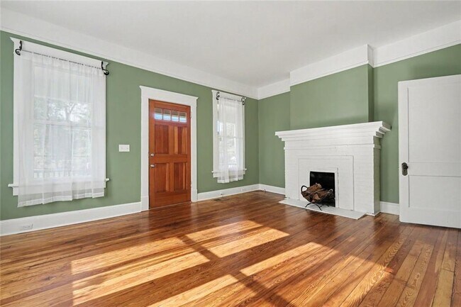Foto del edificio - 954 United Ave SE