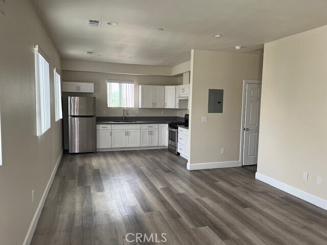 Foto del edificio - 617 E 21st St
