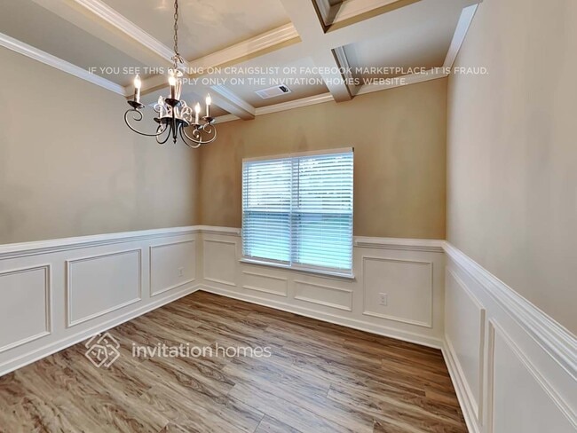 Building Photo - 833 Whitfield Oak Way NE