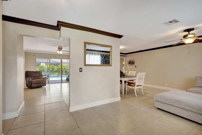 Building Photo - 11721 Inverness Cir