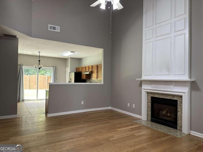 Foto del edificio - 2754 Regent Walk Dr