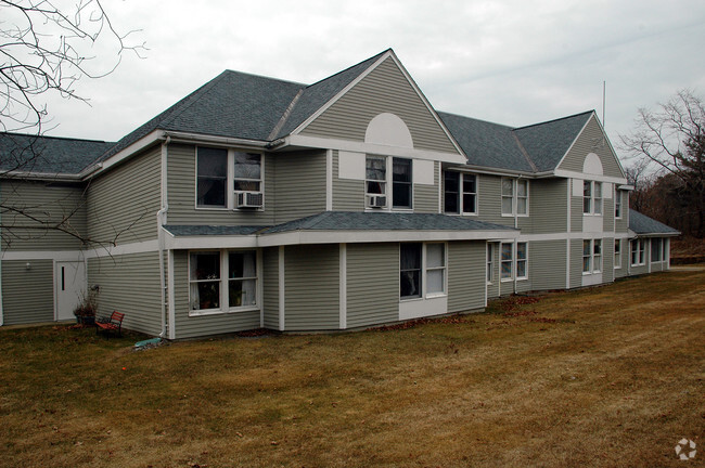 Building Photo - Pigeon Cove Ledges