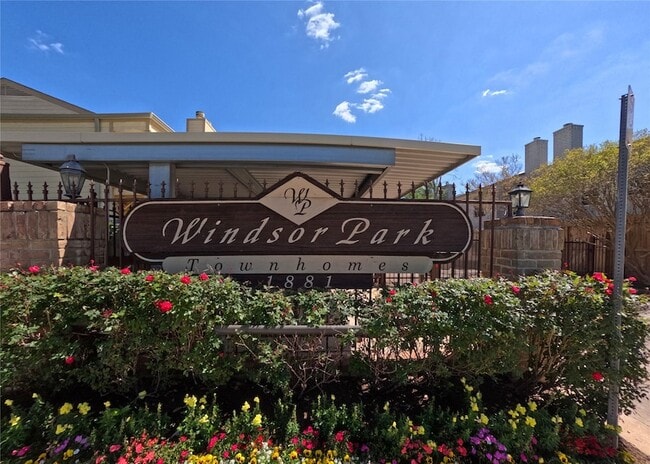 Building Photo - 1881 Bering Dr