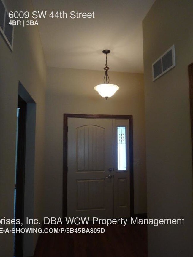 Building Photo - 4 bedroom in Topeka KS 66610