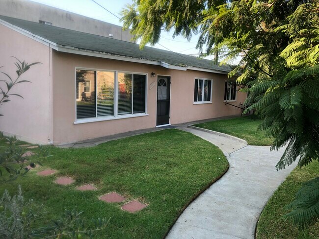 Foto del edificio - 1856 9th St