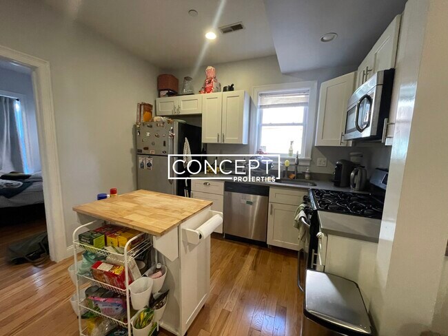 Foto del edificio - 721 Parker St