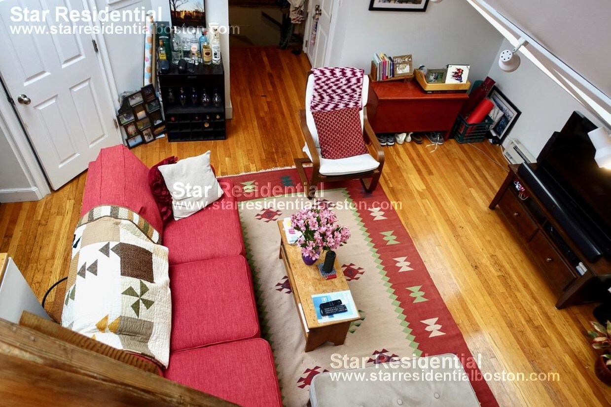 Primary Photo - 580 Massachusetts Ave