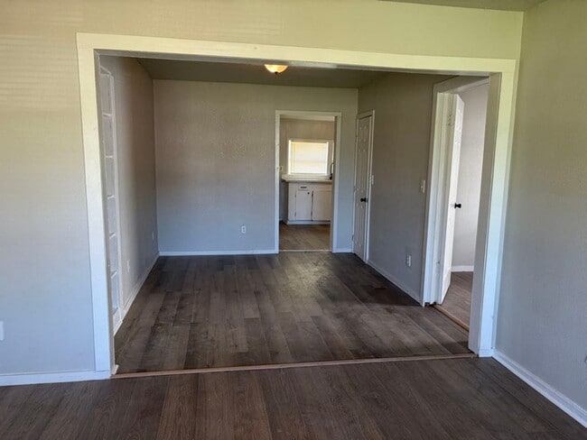 Foto del edificio - 2005 Glasshouse St