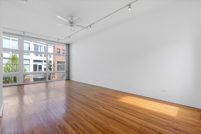 Foto del edificio - 1151 W Eddy St