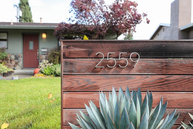 Building Photo - 2559 Borax Drive