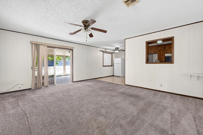 Building Photo - 506 Arapaho Dr
