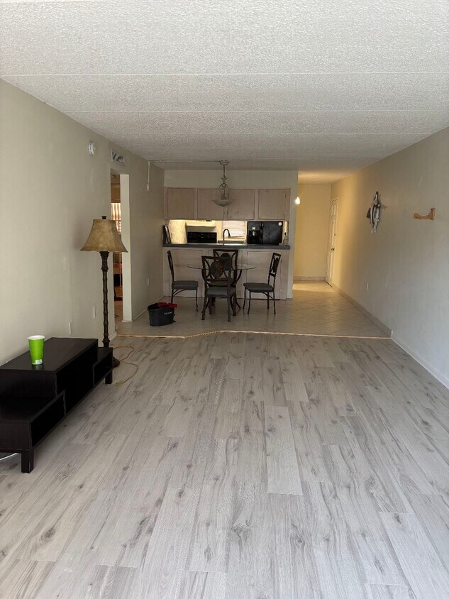 Foto principal - 12760 Indian Rocks Rd
