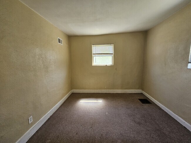 Foto del edificio - 4012 Jennings Station Rd