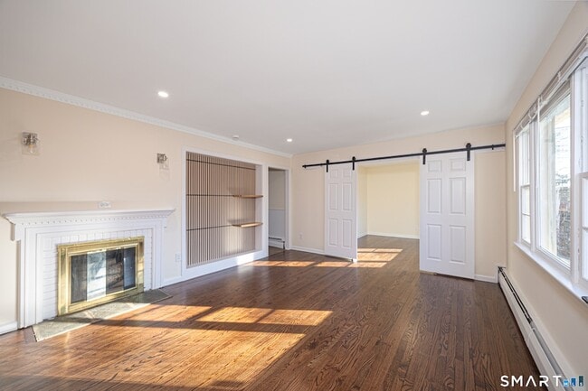 Building Photo - 55 Glendale Rd