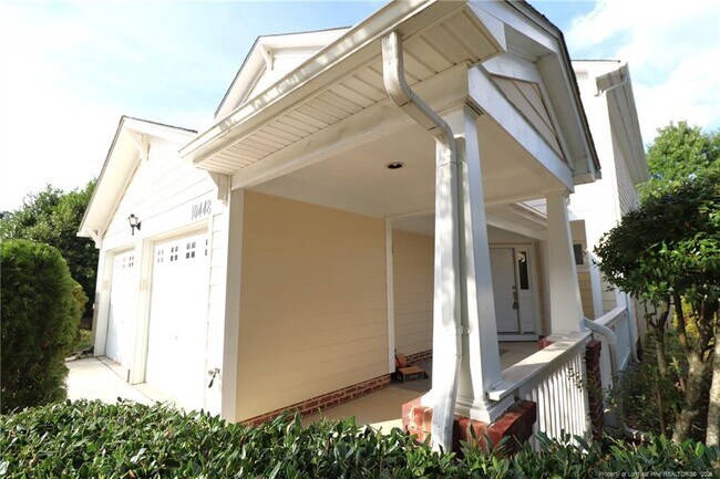 Foto del edificio - 10448 Neland St