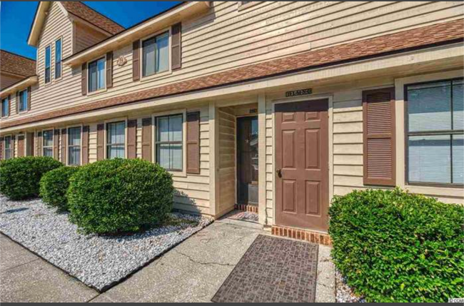 Building Photo - 510 Fairwood Lakes Dr
