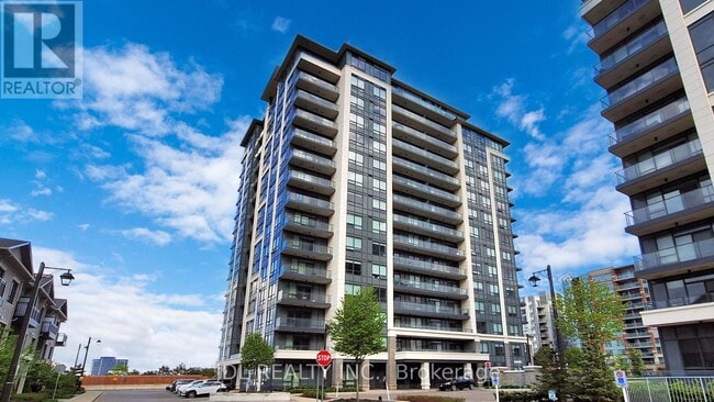 Photo du bâtiment - 398 Hwy 7