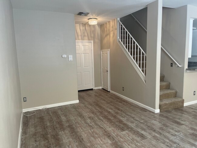 Building Photo - 7040 Flight Ave