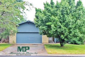 Building Photo - 1209 Montgomery St