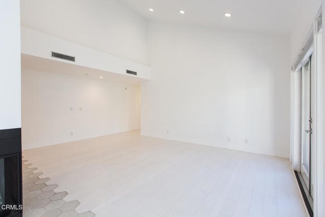 Foto del edificio - 1000 E California Blvd