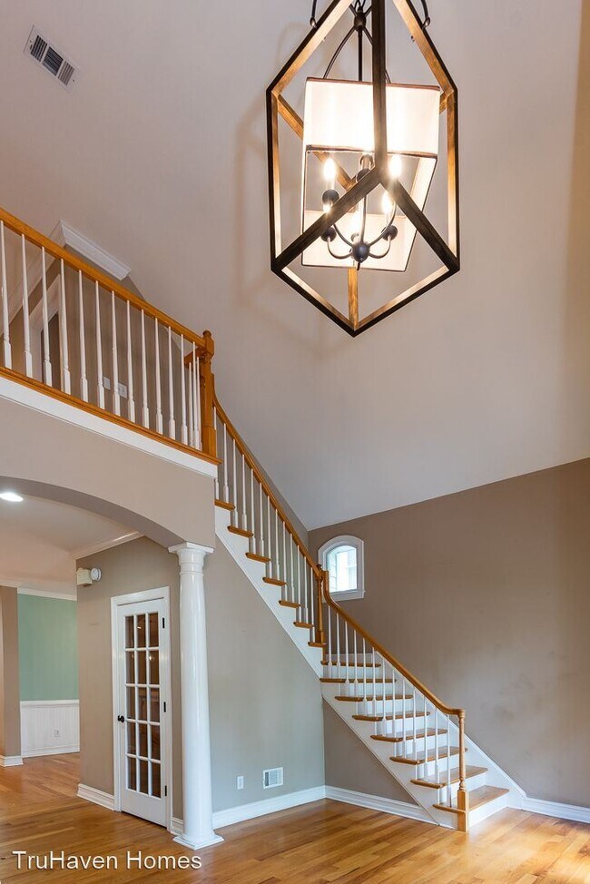 Building Photo - 4 br, 4.5 bath House - 2493 Ellijay Dr NE