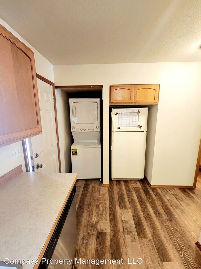 2 br, 1.5 bath House 1122 W Sumac Ave. House Rental in Coeur d