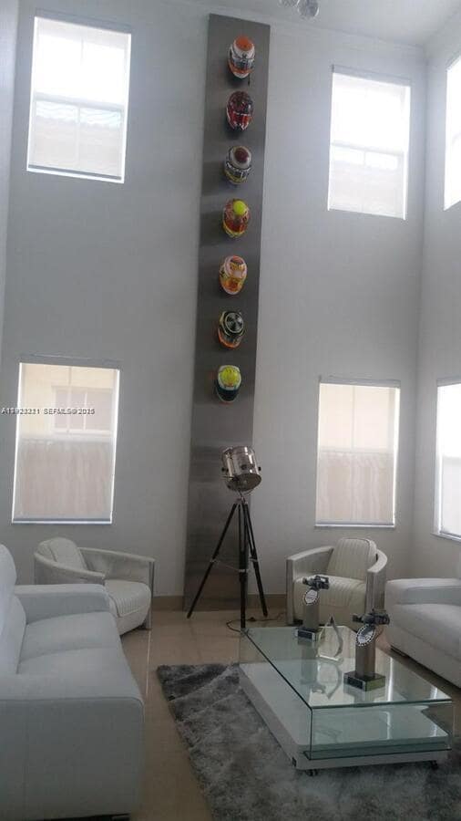 Foto del edificio - 7903 NW 111th Ct