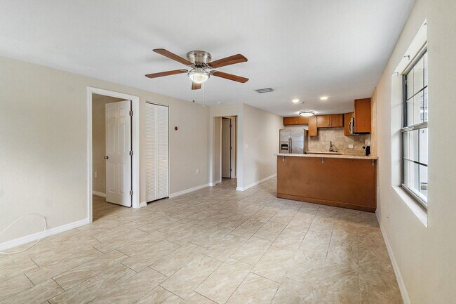 Foto del edificio - 509 Beverly Ave NW