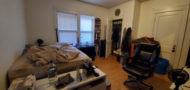 Foto del edificio - 1517 Fairmount Ave