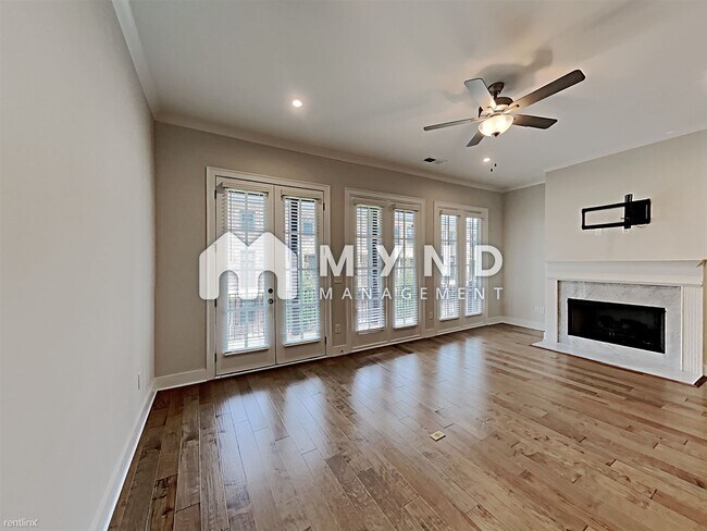 Building Photo - 3 br, 3.5 bath Townhome - 763 Hadley Ln NE