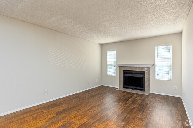 2BR, 2BA - 1,247SF - Living Room - Bent Oaks Apartments