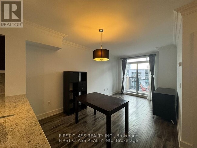 Building Photo - 650 Sheppard Ave E