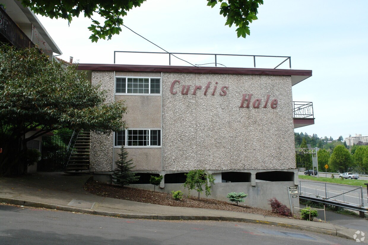 Curtis Hale Apartments Apartments in Portland, OR