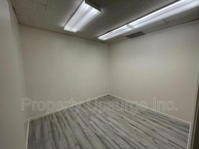 Building Photo - 1901 Railroad Ave