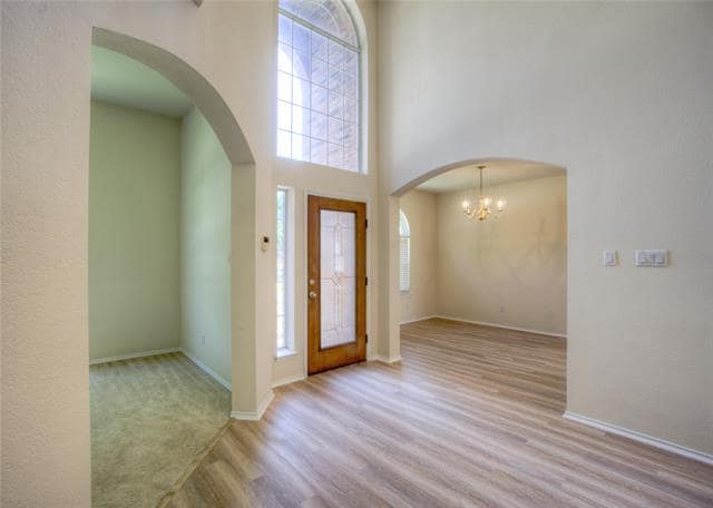Building Photo - 1118 Elmbrook Ct