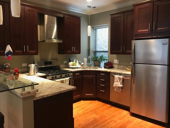 Foto del edificio - 2430 N Geneva Terrace