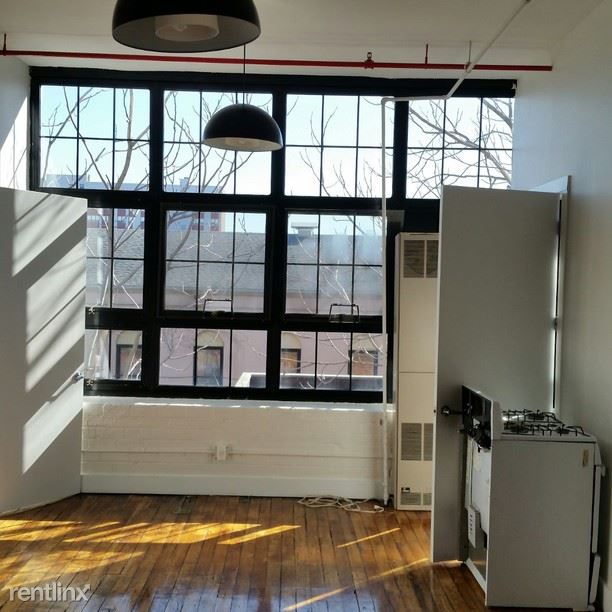 Building Photo - 248 McKibben St