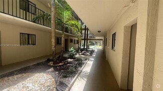 Building Photo - 9630 SW 138th Ave