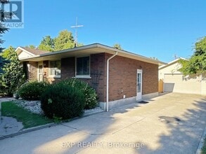 Building Photo - 46 Croydon Dr