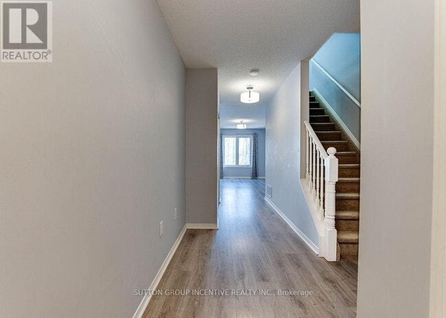 Photo du bâtiment - 144 Southwinds Crescent
