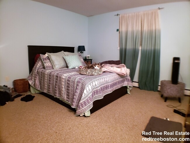 Foto del edificio - 122 Dustin St