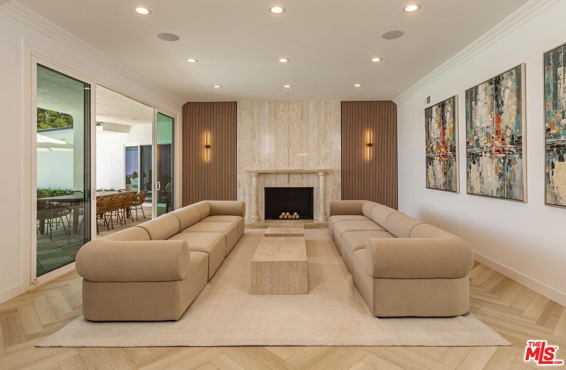 Foto principal - 560 Chalette Dr