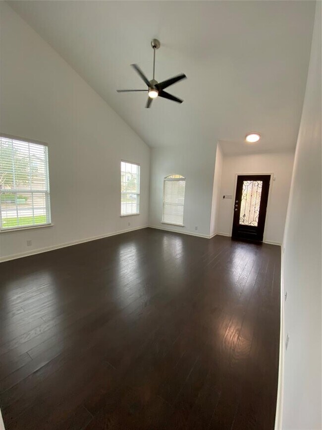 Building Photo - 8540 Inca Dove Drive