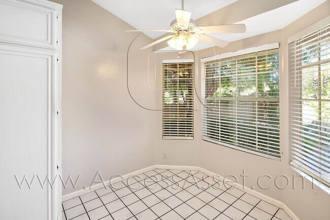 Foto del edificio - Charming Single-Story 3 Bed/2 Bath Home In...