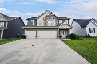 Building Photo - 3766 Windhaven Dr