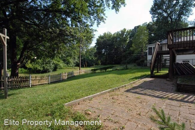 Building Photo - 3 br, 2 bath House - 12428 Marine Avenue