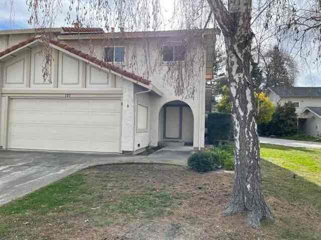 Primary Photo - 123 Brenton Ct